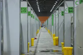 74小时建成！记者实地探访广州方舱医院四期，已交付使用视频封面