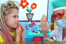 小花偷吃甜食导致牙齿疼，医生给小花细心讲解甜食对牙齿的危害视频封面