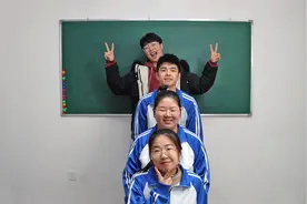 学渣私自请假回家，不料被老师发现，老师决定这样惩罚他！视频封面