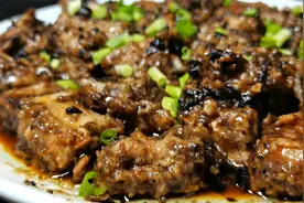 广东名菜豉汁蒸排骨的家常做法，排骨嫩滑不柴，豉香味浓郁视频封面