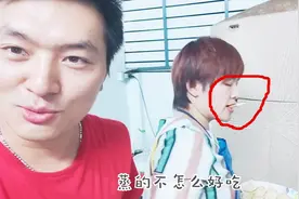 来泰国半年之久 尝试自己包饺子却以失败告终，问题出在哪里？视频封面