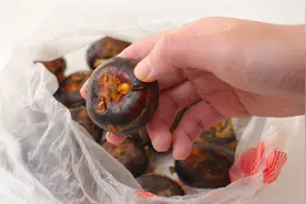 马蹄不要再生吃了，今天教你用五花肉炒马蹄，香而不腻，脆甜爽口视频封面