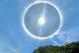 快抬头看！4月最后一天南方多地出现日晕 彩色光环刷屏朋友圈视频封面