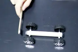 用磁铁自制一个磁力小车，你见过吗？一起来学下视频封面