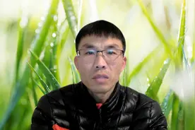 第57期老黄灵性讲谈社“双盘打坐的90分钟难关”视频封面
