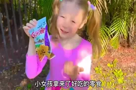 小猫咪太贪玩了爬到树上，猫咪营救大作战现在开始视频封面
