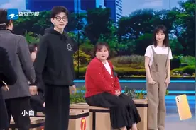 女明星到底有多瘦？谭松韵坐空纸箱竟坐不下去，这也太瘦了吧视频封面