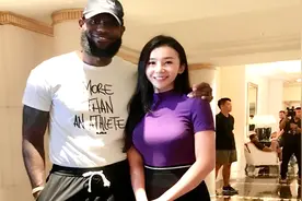 最美NBA主播张曼源：身材傲人又能干，男友比NBA黑人还壮视频封面