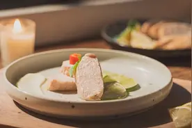 鸡胸肉5种鲜嫩做法，一次腌制，包管一周视频封面