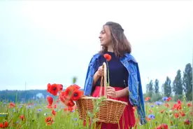 乔瓦尼钢琴曲《First of May》视频封面