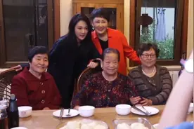 张凯丽全家合唱《好人一生平安》，老一辈的爱，太让人心安视频封面