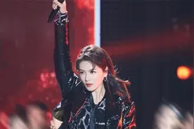 刘涛终于对郭富城下手了，一开嗓完全不给原唱留面子，这唱功绝了视频封面