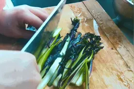 红油菜的正确做法，爽口、清脆、下饭，简直就是人间美味视频封面