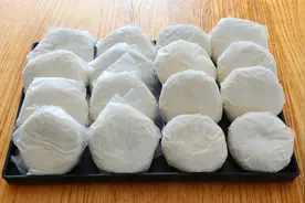 梅干菜冰冻烧饼：家庭半发面配方，外酥里嫩，做法简单便捷又好吃视频封面