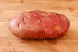 土豆这个做法真好吃，上锅蒸一蒸，松软劲道又美味，出锅家人爱吃视频封面