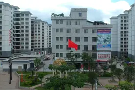 广西最大搬迁安置区 万人坐拥一座新城 了解一下视频封面