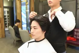 小哥嫌头发太贴想烫发，到理发店选择韩式“发根烫”，帅气成功范视频封面