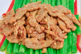 牛肉怎样做嫩滑好吃？厨师长教你快速炒牛柳的窍门，下酒一绝