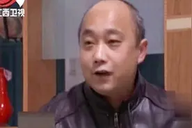 收养的哥哥挡了弟弟路，遭母亲反感，带妻子出走“失联”十七年视频封面