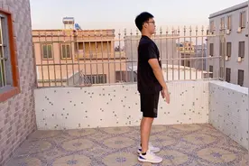 每天扩胸垫脚10分钟，有效降糖瘦全身，比跑步都有效视频封面