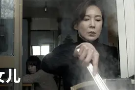 女儿：为了提高女儿成绩，母亲逼迫她穿上特意借来的学霸内衣视频封面