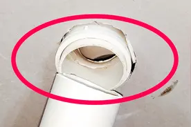 PVC管齐根断在墙里，管子卡住弯头拆不出来怎么办？教你轻松修复视频封面