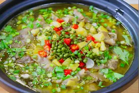 肥牛不仅可以烫火锅吃，川菜师傅教你花椒肥牛，麻辣开胃又鲜又香视频封面