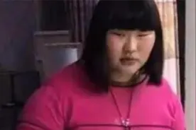 大衣哥女儿结婚现场疑曝光！男方背景强大长相成熟，聘礼都一车？视频封面