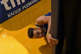 【2021NBA全明星】射程无限风骚犀利！库里本赛季精彩三分合集视频封面