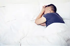 男子阳了后嗜睡一查已是白肺！杭州一医院：1/3患者引发肺炎视频封面