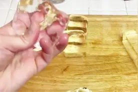 全球最贵的冰块，无色无味却售价2千多元，土豪们争相竞购！视频封面