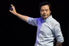 明星在雷军面前什么样？刘诗诗表情略尴尬，刘德华却被雷军称大哥视频封面