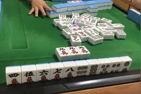 四川麻将在：作为高手，我是寂寞的，你们根本不懂视频封面