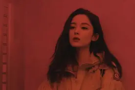 娜扎解锁《男人装》封面！打造二次元梦境！！！视频封面