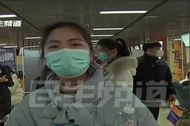 河南郑州：新年招聘会现场火爆，小莉带你找工作视频封面