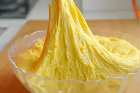 面粉里加半斤橘子，不蒸不烙也不炸，出锅那一刻孩子流口水了