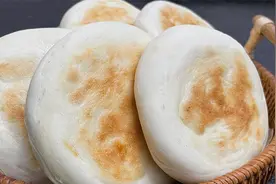 白吉馍这样做好吃不硬，和面有秘诀，电饼铛就搞定，咬一口太香了视频封面
