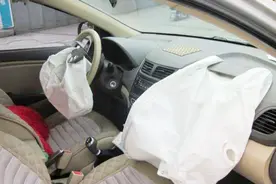 为什么越来越多的人都不用座套了？听老司机一说，回家立马拆了！视频封面