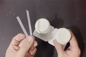 用手抓零食觉得不卫生？赶快做个小“爪子”，抓东西好玩有趣！视频封面