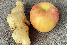 苹果加生姜作用真是厉害，很多人都不知道，看完视频涨知识了视频封面