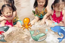 悠悠小朋友在青岛海边游泳玩沙子做城堡视频封面