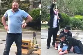 北京一老外拒戴口罩硬闯小区殴打保安，众人硬核用防暴叉将其撂倒视频封面