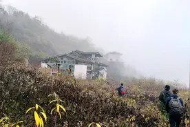 什邡蓥华山03，到达游客中心，一切都定格在了5.12大地震那一刻视频封面