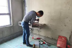 儿童房空间小，书桌可以这样设计，简单实用视频封面