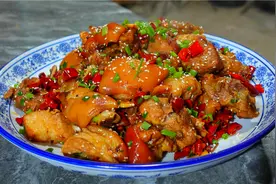 爱吃猪脚的一定要收藏，教你做香辣美味的麻辣猪脚，好吃极了视频封面