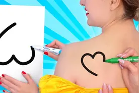爆笑外国人：红发女孩VS蓝发女孩创意绘画挑战，猜猜谁会获胜呢？视频封面