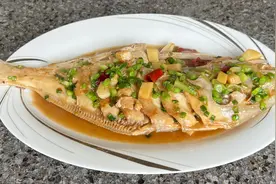 教你剥皮鱼在家怎样做才好吃，出锅鲜香入味，一点腥味也没有视频封面