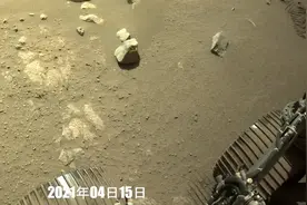 有点疑惑！毅力号探测器在火星表面发现了污渍和脚印视频封面
