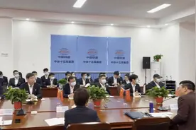 【铁兵情怀】迎新年寻初心座谈铁兵精神创未来视频封面