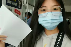 妹子终于如愿报考成功摩托车驾驶证，E证170块就能考，考试难不难